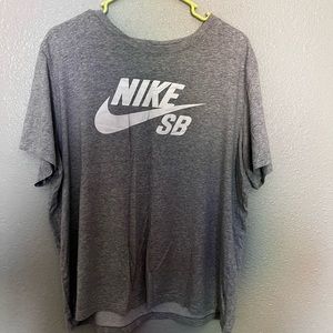 Nike tee, grey